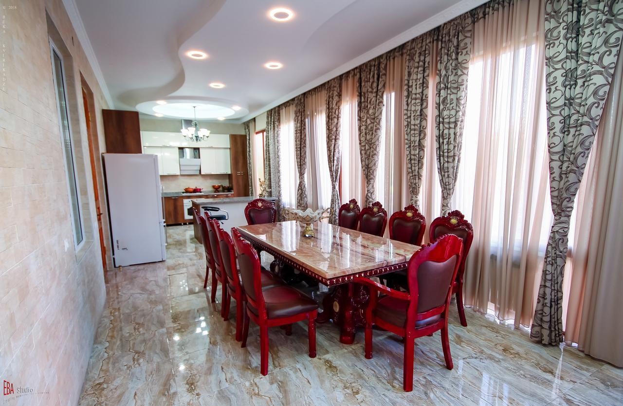 Green Garden Guest House Цкалтубо Екстериор снимка